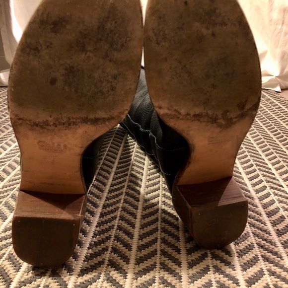 Chloé pebble black with gold buckle booties - Picture 7 of 9